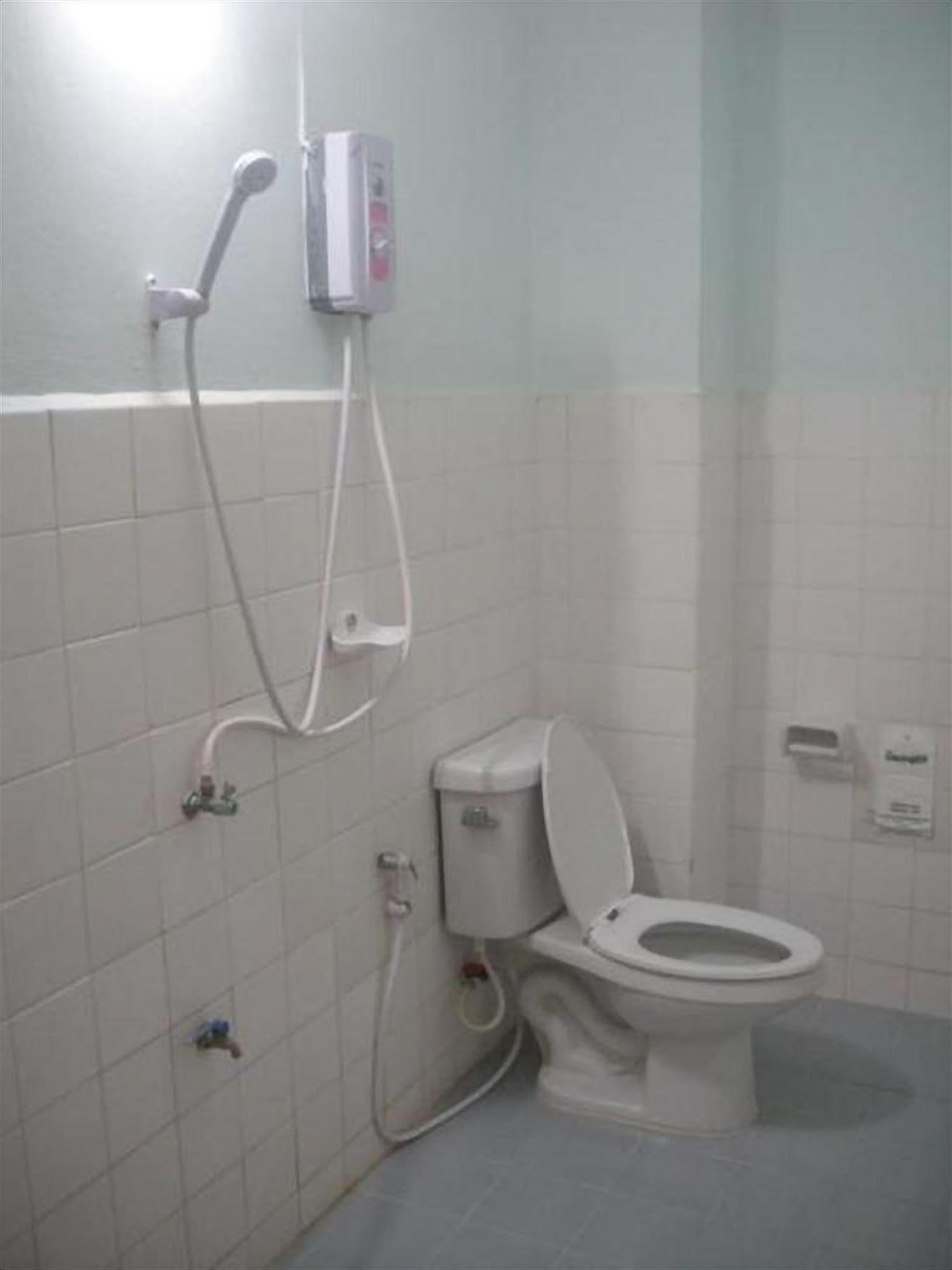 Pakchong Phubade Hotel מראה חיצוני תמונה